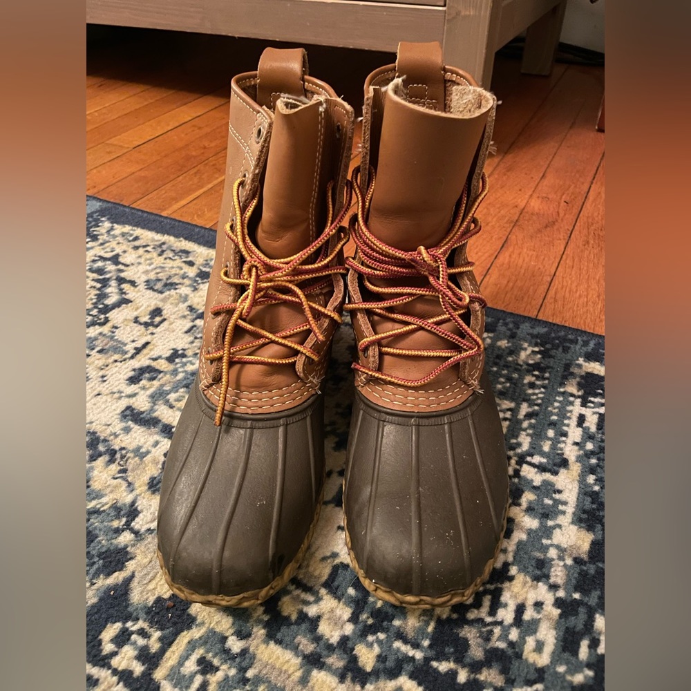Women’s LL Bean Boots (size 7 narrow)